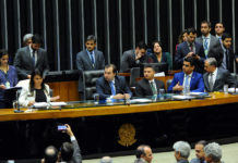 RODRIGO MAIA GARANTE CUMPRIMENTO DE PRAZOS DA DENÚNCIA CONTRA TEMER