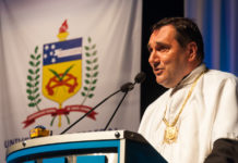 REITOR DA UFSC E MAIS CINCO PESSOAS ESTÃO PRESAS NA POLÍCIA FEDERAL