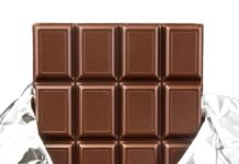 CRICIUMENSE SERÁ INDENIZADA APÓS COMER CHOCOLATE COM TEIAS DE ARANHA E INSETOS