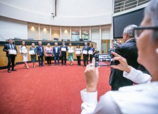 EM SESSÃO ESPECIAL, IMPRENSA NA ALESC COMEMORA 50 ANOS