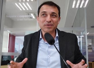 GOVERNADOR ANUNCIA REFORMA COM EXTINÇÃO DE SECRETARIAS E COMISSIONADOS