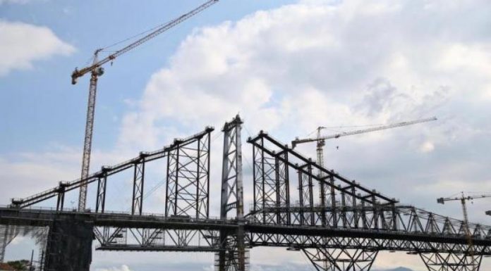 HERCÍLIO LUZ: MAIS DE TRINTA CONTRATOS. E O “CALVÁRIO” CONTINUA