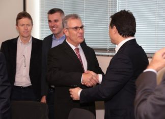 GOVERNO FEDERAL PROMETE REESTUDAR TRANSFERÊNCIA DA ELETROSUL PARA O RS