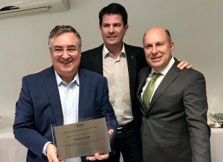 ACAERT PRESTA HOMENAGENS AO EX-GOVERNADOR RAIMUNDO COLOMBO