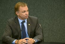 TRF INTIMA PF E MPF ANTES DE JULGAR PEDIDO DE REVOGAÇÃO DO AFASTAMENTO DO PREFEITO GEAN LOUREIRO