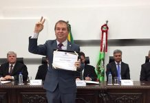 GOVERNO NÃO GARANTE ANTECIPAÇÃO DO 13o. PARA OS SERVIDORES