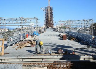 OPERAÇÃO VAI CONCLUIR A TRANSFERÊNCIA DE CARGA DA PONTE HERCÍLIO LUZ PARA SUA PRÓPRIA ESTRUTURA