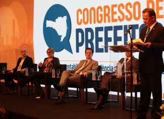 CONGRESSO DE PREFEITOS DE SC:”MUNICÍPIOS ATRAVESSAM “AGONIA” FINANCEIRA