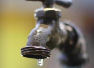 FALTA DE ÁGUA? CONSUMIDORES TÊM DIREITO A CARROS PIPA PAGOS PELA CASAN