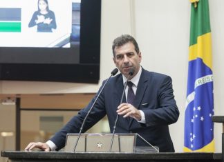 NOTA DE REPÚDIO NA ALESC: SECRETÁRIO DE CARLOS MOISÉS PROÍBE DEPUTADO DE PARTICIPAR DE AUDIÊNCIA PÚBLICA