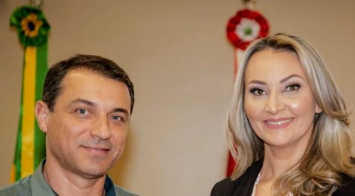 IMPEACHMENT EM SC: ENVOLVIDOS TERÃO ATÉ QUARTA FEIRA PARA APRESENTAÇÃO DAS DEFESAS