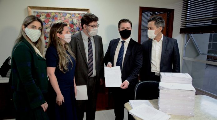 SC: ALESC RECEBE O SÉTIMO PEDIDO DE IMPEACHMENT CONTRA O GOVERNADOR E A VICE