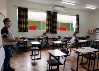 JUSTIÇA AUTORIZA RETORNO DAS AULAS PRESENCIAIS NA REDE PÚBLICA DE SC