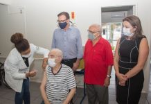 “VACINA DA ESPERANÇA”: EM SÃO JOSÉ, A CAMPANHA DE IMUNIZAÇÃO COMEÇOU BEM CEDO