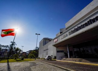 NATAL E ANO NOVO: GOVERNO DO ESTADO DEFINE CALENDÁRIOS DE SERVIÇOS ESSENCIAIS E DE OUTRAS ATIVIDADES