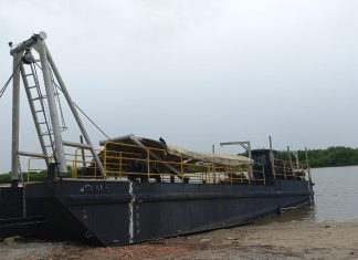 PREFEITURA DE PALHOÇA INICIA DRAGAGEM DO CANAL DE NAVEGAÇÃO NO BAIRRO BARRA DO ARIRIÚ