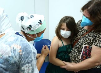 FLORIANÓPOLIS CONTINUA ESQUEMA DE VACINAÇÃO DE CRIANÇAS AMANHÃ