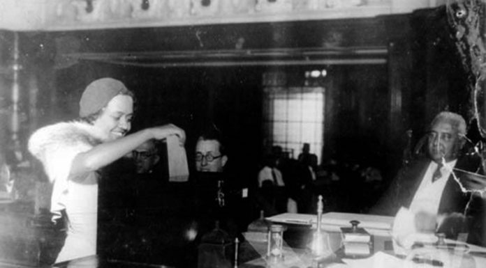 ALESC: DEPUTADAS COMEMORAM OS 90 ANOS QUE CONSAGRARAM OS DIREITOS DA MULHER NA POLÍTICA