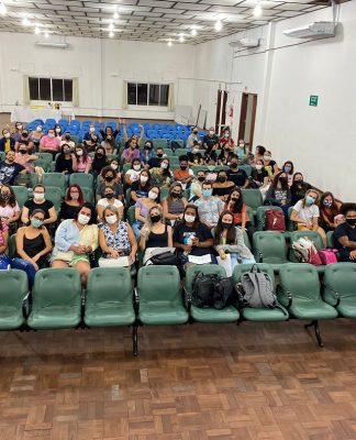 FACULDADE MUNICIPAL DE PALHOÇA ACOLHE MATRÍCULAS DE UNIVERSITÁRIOS DE SÃO JOSÉ