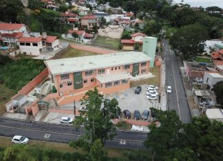 FLORIPA 349 ANOS: COMUNIDADE CARENTE RECEBE “CRECHÃO” PARA MAIS DE 200 ALUNOS