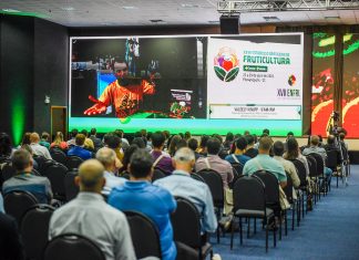 CONGRESSO EM FLORIANÓPOLIS REÚNE OS MAIORES ESPECIALISTAS EM FRUTICULTURA