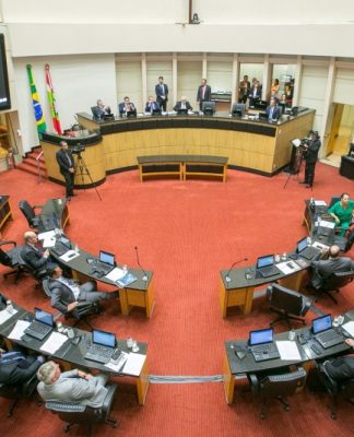 ALESC: PLENÁRIO MANTÉM VETO DO GOVERNADOR CARLOS MOISÉS A PROJETO SOBRE ALTERAÇÃO TRIBUTÁRIA EM SC