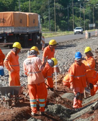 RECURSOS DO GOVERNO DE SC GARANTEM OBRAS EM RODOVIAS SOB RESPOSABILIDADE FEDERAL
