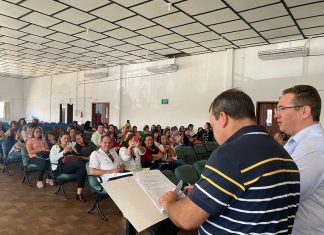 PREFEITO EDUARDO FRECCIA ANUNCIA INVESTIMENTOS DE MAIS DE R$ 22 MILHÕES NA EDUCAÇÃO EM PALHOÇA