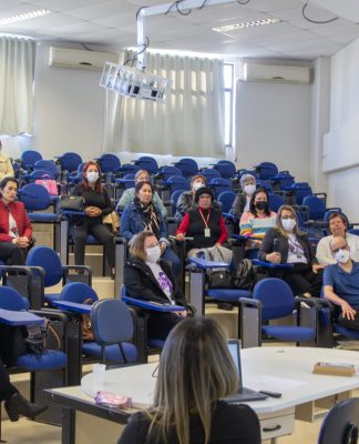 SEMANA DA ENFERMAGEM EM SÃO JOSÉ: MÉDICOS ALERTAM SOBRE DOENÇA INFLAMATÓRIA HEREDITÁRIA