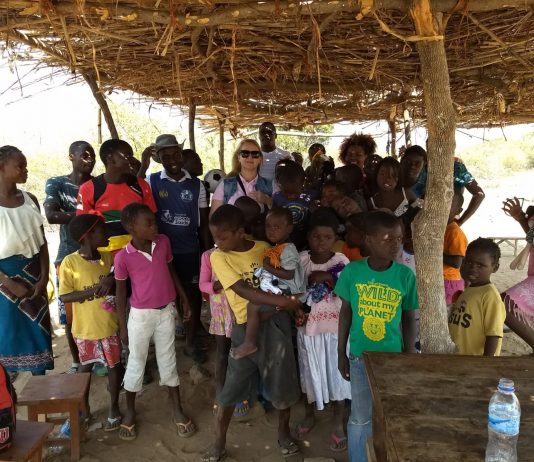 RESPONSABILIDADE SOCIAL: POLICIAL NA ALESC REALIZA SERVIÇOS VOLUNTÁRIOS EM MOÇAMBIQUE