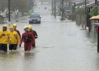 DEFESA CIVIL: 51 CIDADES DE SC REGISTRARAM PREJUÍZOS COM CHUVAS E VENTOS