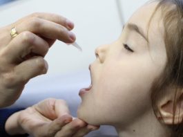 17 IMUNIZANTES: CAMPANHA DE MULTIVACINAÇÃO PARA CRIANÇAS E ADOLESCENTES CONTINUA ATÉ O MÊS QUE VEM EM SC