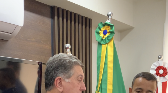 FINANCIAMENTO DO BID: FLORIANÓPOLIS VAI ADOTAR O SISTEMA DE ENSINO DE TECNOLOGIA NA REDE PÚBLICA