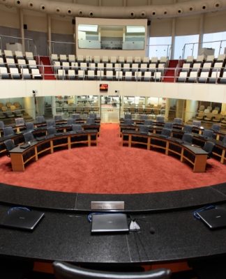 16 DEPUTADOS ELEITOS NO DOMINGO REPRESENTAM RENOVAÇÃO NA ALESC