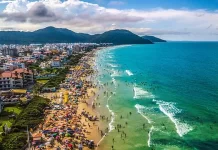 PRAIA DE INGLESES EM FLORIANÓPOLIS: PREFEITURA AUTORIZA INÍCIO DAS OBRAS DE ALARGAMENTO DA FAIXA DE AREIA