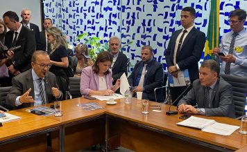 RECURSOS FEDERAIS PARA SC: GOVERNADOR ELEITO JORGINHO MELO PREGA UNIDADE DO FÓRUM PARLAMENTAR CATARINENSE