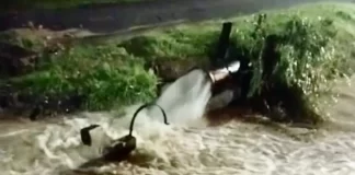 CHUVAS: ROMPIMENTO DE ADUTORA RESTRINGE ABASTECIMENTO DE ÁGUA EM SÃO JOSÉ E CIDADES VIZINHAS