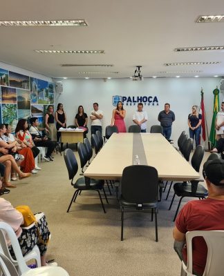 PALHOÇA INCORPORA 37 NOVOS PROFISSIONAIS NA REDE MUNICIPAL DE ENSINO