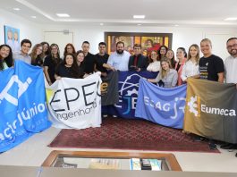 EMPREENDEDORISMO JOVEM EM FLORIANÓPOLIS: CÂMARA DE VEREADORES CRIA FERRAMENTA PARA IMPULSIONAR PROJETOS