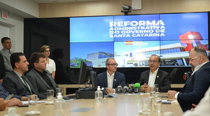 REFORMA ADMINISTRATIVA DO GOVERNO EM SC: CUSTO ZERO – REDUÇÃO DE CARGOS COMISSIONADOS E FUNÇÕES GRATIFICADAS