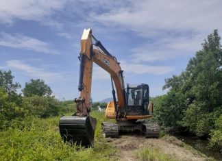 PACTO PELO SANEAMENTO AVANÇA COM OPERAÇÕES EM BAIRROS DE FLORIANÓPOLIS