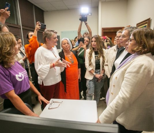 MINISTRA DA MULHER: “SOCIEDADE CATARINENSE É CONVOCADA PARA A MARCHA NACIONAL CONTRA CRIMES E DEGRADAÇÃO DAS MULHERES”