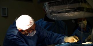 INSTITUTO DE CARDIOLOGIA DE SC REALIZA CIRURGIA PIONEIRA DE INSUFICIÊNCIA DO CORAÇÃO