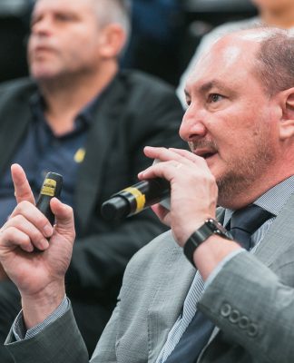 DECISÃO NA ALESC: PODERES E SOCIEDADE FIRMAM ENGAJAMENTO NA SEGURANÇA DAS ESCOLAS