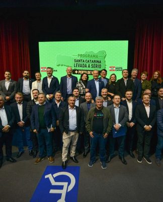 PROGRAMA SANTA CATARINA LEVADA SÉRIO GARANTE INVESTIMENTOS PARA 265 MUNICÍPIOS