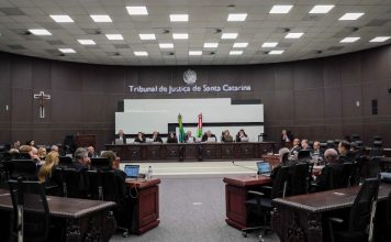PLANO 1000: JUSTIÇA DEFINE QUE REPASSES DO GOVERNO CARLOS MOISÉS FORAM IREREGULARES