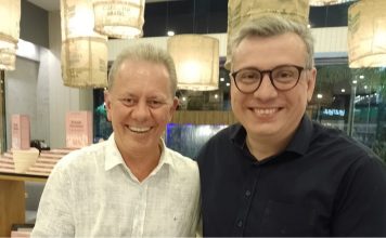 SUSPEITOS DE PROPINA: PREFEITO E VICE DE TUBARÃO RENUNCIAM