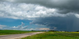 PREVISÃO: SEMANA TERÁ OSCILAÇÕES DE TEMPERATURA COM VENTOS E CHUVAS EM SC