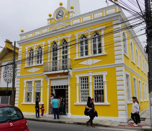 ATIVIDADES ARTÍSTICAS E CULTURAIS CELEBRAM A SEMANA DO FOLCLORE EM PALHOÇA