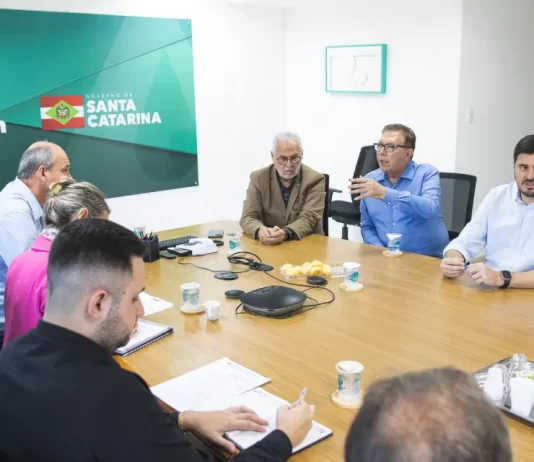 CASAN E PREFEITURA FIRMAM ACORDOS PARA ACELERAR OBRAS DE MANUTENÇÃO E SANEAMENTO EM SÃO JOSÉ